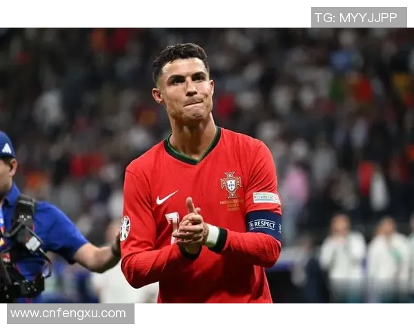 世界足球十大传奇球星退役：见证足坛辉煌的伟大时刻与告别瞬间