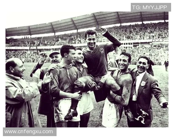 从足球场上的传奇到新星崛起盘点1到5号球员的风采与成就 从足球场上的传奇到新星崛起盘点1到5号球员的风采与成就