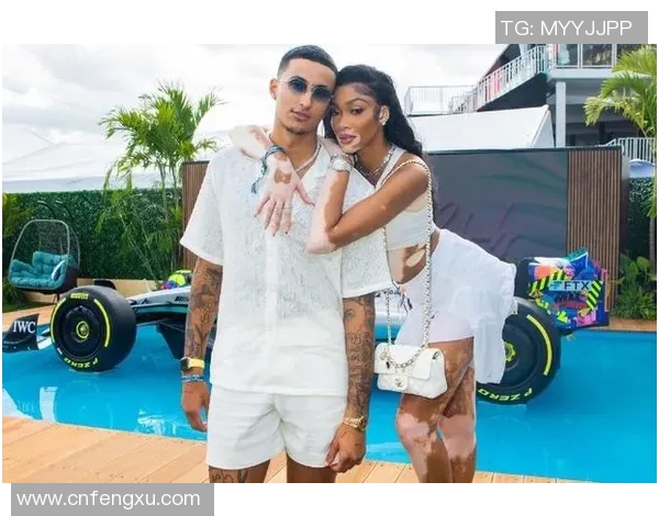 揭秘足球球星女友真实身高差 甜蜜合照背后的趣味细节 揭秘足球球星女友真实身高差 甜蜜合照背后的趣味细节